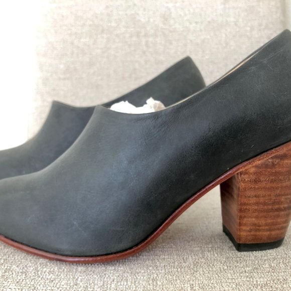 NEW Never Worn Nisolo Leather Ankle Booties - Picture 4 of 10